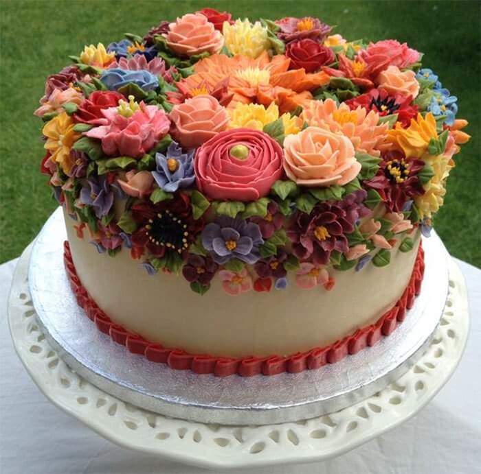 Çiçekli Pasta Modelleri | spring colourful buttercream flower cakes 89 58d8d5a563b1a 700 1