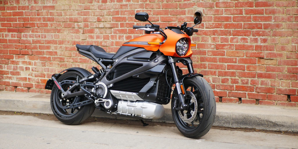 Elektrikli Harley Davidson ile 24 Saatte 1723 Kilometre | Harley Davidson Liwewire Yandan 2