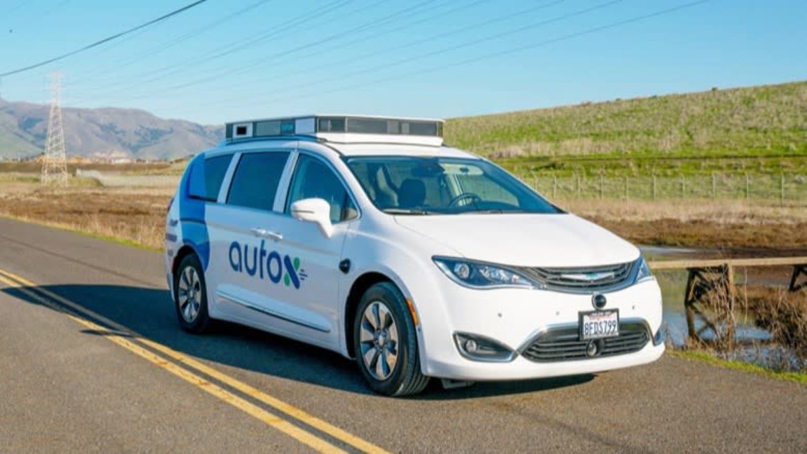 Sürücüsüz Taksi Autox