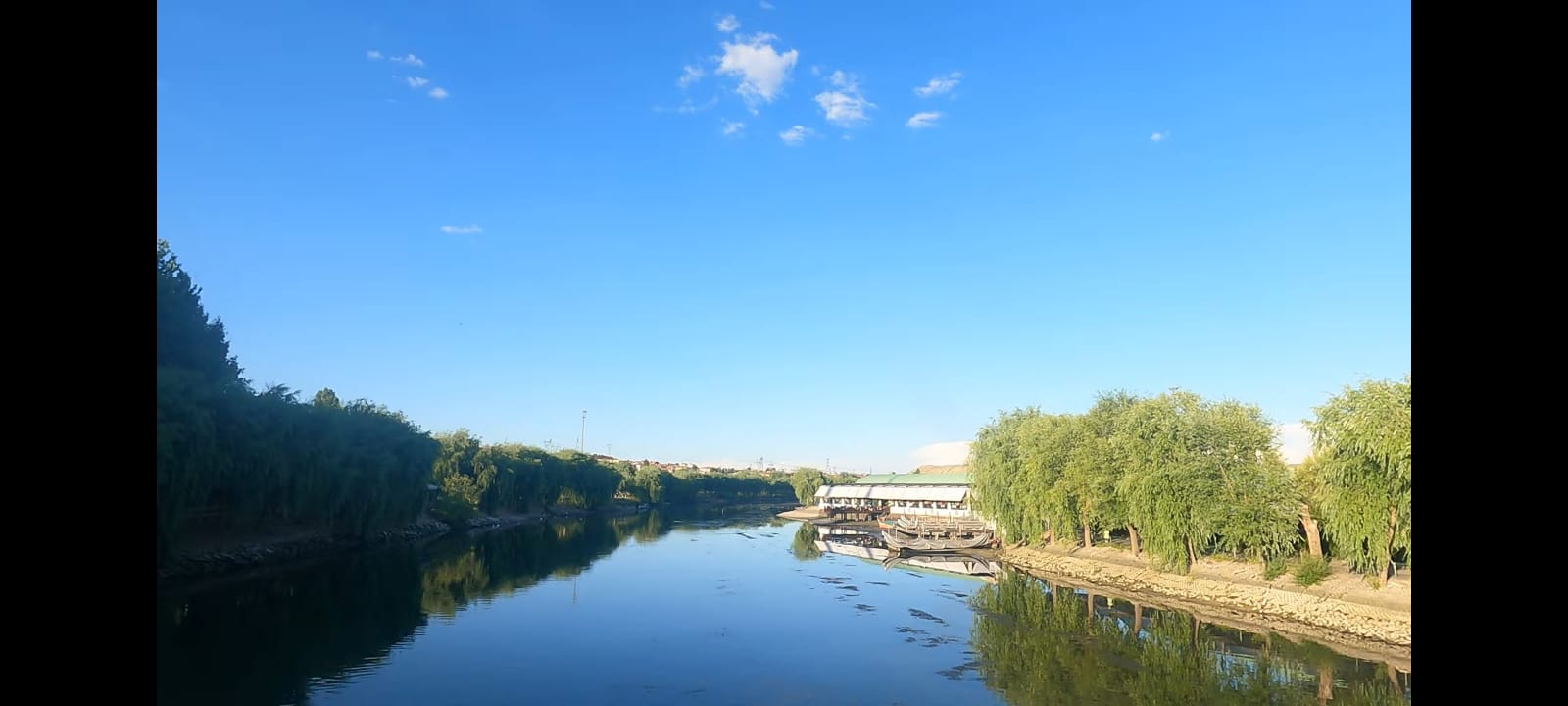 Kızılırmak ve etrafındaki park alanı